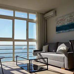  Apartment Beachfront